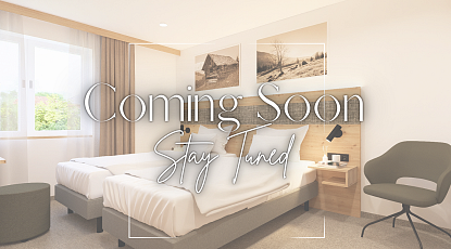 White Simple coming soon Instagram Post (1)